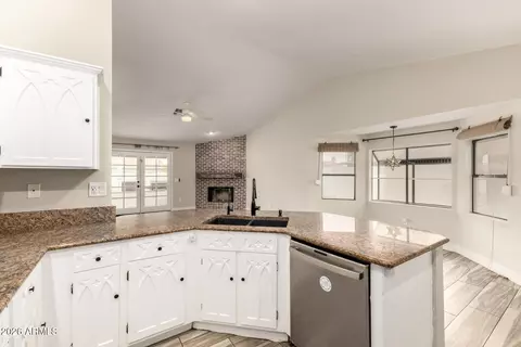 4341 E Betty Elyse Ln, Phoenix, AZ 85032 photo 11