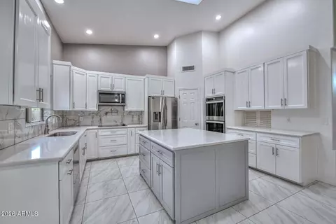 Kitchen - 1942 E Claire Dr E, Phoenix, AZ 85022 photo 1 of 5