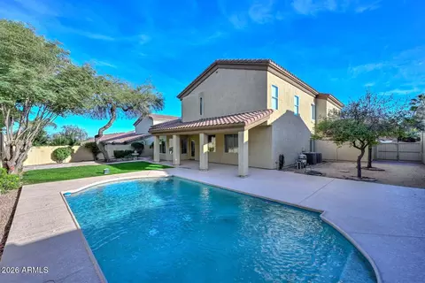 Exterior - 1942 E Claire Dr E, Phoenix, AZ 85022 photo 5 of 6