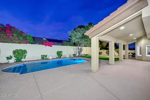 Exterior - 1942 E Claire Dr E, Phoenix, AZ 85022 photo 3 of 6