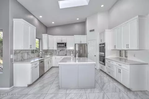Kitchen - 1942 E Claire Dr E, Phoenix, AZ 85022 photo 3 of 5