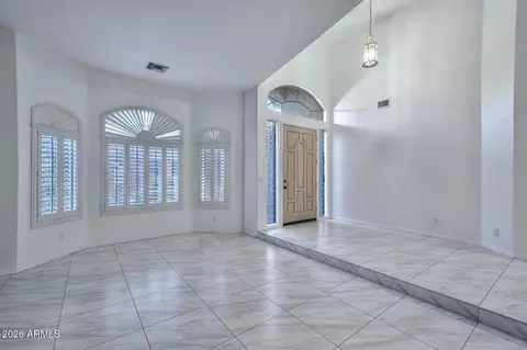 Living - 1942 E Claire Dr E, Phoenix, AZ 85022 photo 2 of 3