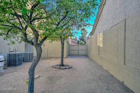 Exterior - 1942 E Claire Dr E, Phoenix, AZ 85022 photo 6 of 6