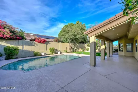 Exterior - 1942 E Claire Dr E, Phoenix, AZ 85022 photo 4 of 6