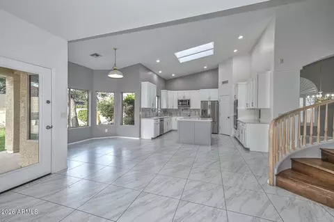 Entry Way - 1942 E Claire Dr E, Phoenix, AZ 85022 photo 2 of 3