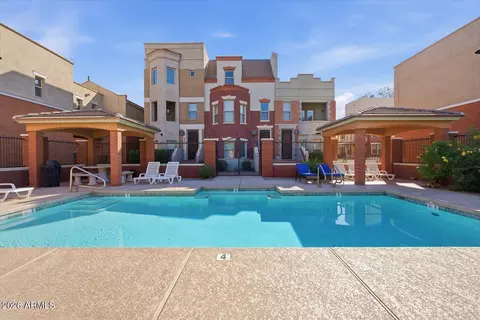 637 S Roosevelt St, Tempe, AZ 85281