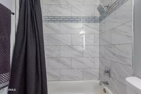 Bath - 4759 E Belleview St, Phoenix, AZ 85008 photo 2 of 2
