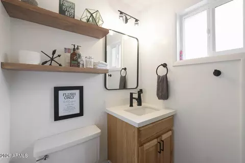 Bath - 3483 N Hillside Rd, Pine, AZ 85544 photo 2 of 2