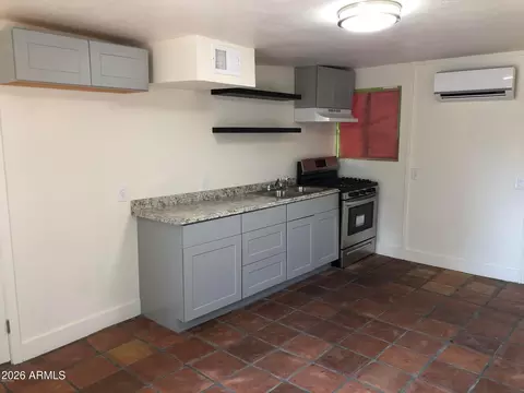 Kitchen - 347 N 16th Ave, Phoenix, AZ 85007 photo 2 of 3
