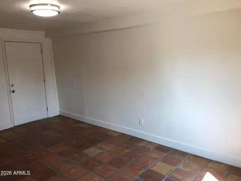 Living - 347 N 16th Ave, Phoenix, AZ 85007 photo 1 of 2