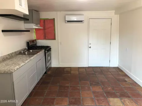 Kitchen - 347 N 16th Ave, Phoenix, AZ 85007 photo 3 of 3