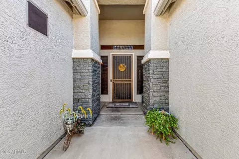 973 E Benrich Dr, Gilbert, AZ 85295 photo 5