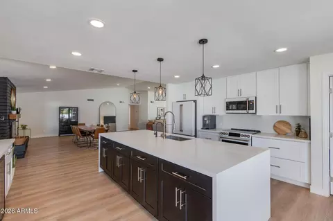 Kitchen - 11229 N 23rd Pl, Phoenix, AZ 85028 photo 3 of 3