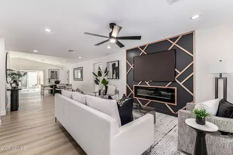 Living - 2507 E Devonshire Ave, Phoenix, AZ 85016 photo 1 of 2