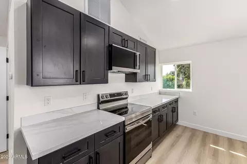 Kitchen - 2507 E Devonshire Ave, Phoenix, AZ 85016 photo 5 of 5