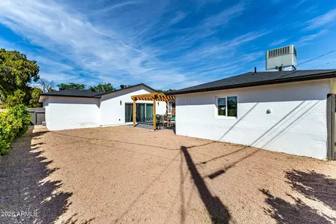 Exterior - 2507 E Devonshire Ave, Phoenix, AZ 85016 photo 3 of 5