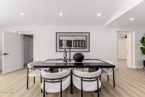 Dining - 2507 E Devonshire Ave, Phoenix, AZ 85016 photo 1 of 2