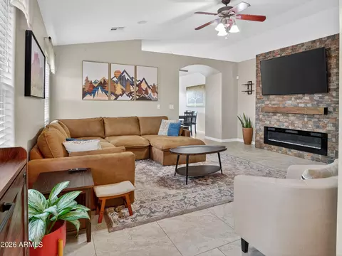 10257 E Cicero Cir, Mesa, AZ 85207