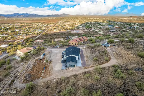 View/Area - 1829 W Cloud Rd, Phoenix, AZ 85086 photo 5 of 8