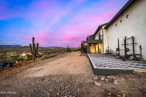 Exterior - 1829 W Cloud Rd, Phoenix, AZ 85086 photo 12 of 30
