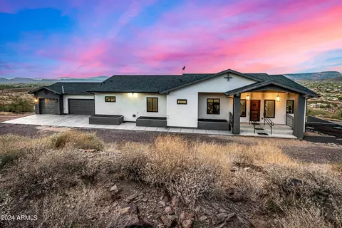 1829 W Cloud Rd, Phoenix, AZ 85086