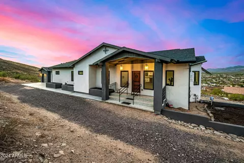 Exterior - 1829 W Cloud Rd, Phoenix, AZ 85086 photo 2 of 30