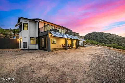 Exterior - 1829 W Cloud Rd, Phoenix, AZ 85086 photo 13 of 30