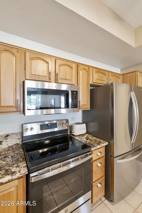 Kitchen - 4202 E Broadway Rd #50, Mesa, AZ 85206 photo 5 of 10