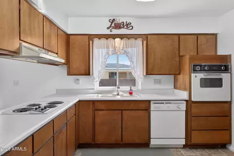 Kitchen - 4211 E Crescent Ave, Mesa, AZ 85206 photo 1 of 5