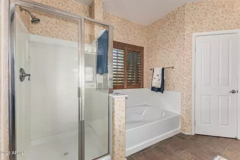 Bath - 3015 E Packard Dr, Gilbert, AZ 85298 photo 3 of 4