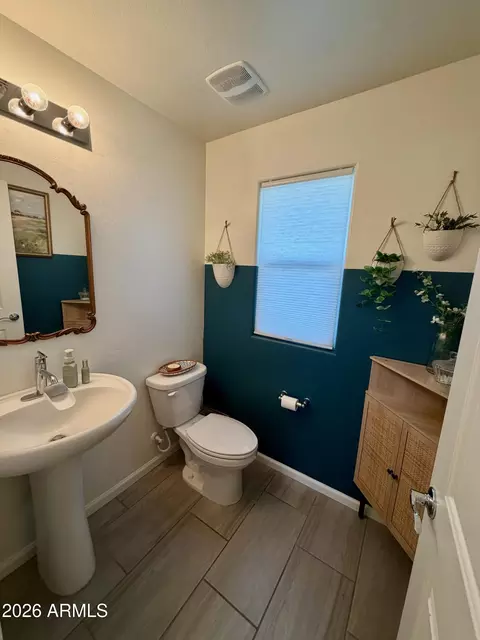 Bath - 2037 S Saguaro Dr, Apache Junction, AZ 85120 photo 4 of 5