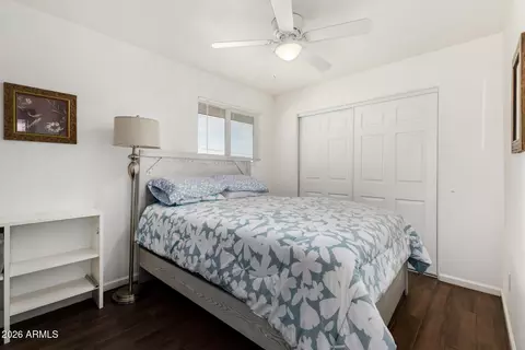 Bedroom - 2249 E Greenway Rd, Phoenix, AZ 85022 photo 6 of 9