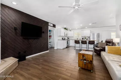 Other - 2249 E Greenway Rd, Phoenix, AZ 85022 photo 2 of 7