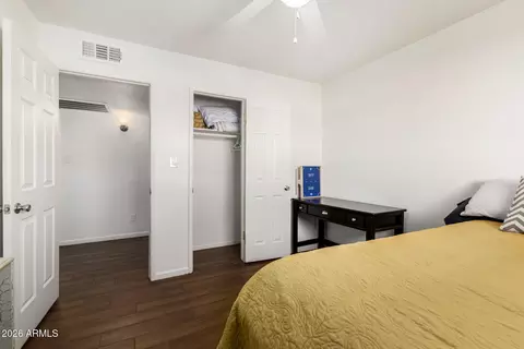 Bedroom - 2249 E Greenway Rd, Phoenix, AZ 85022 photo 8 of 9