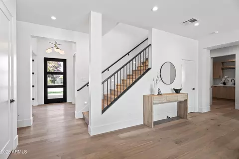 Entry Way - 4015 E Glenrosa Ave, Phoenix, AZ 85018 photo 1 of 1