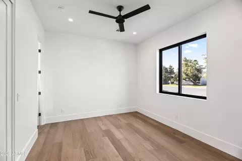 Bedroom - 4015 E Glenrosa Ave, Phoenix, AZ 85018 photo 3 of 5