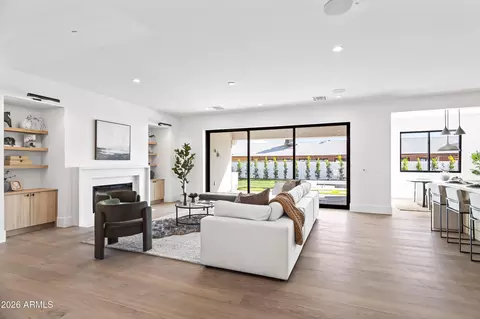 Living - 4015 E Glenrosa Ave, Phoenix, AZ 85018 photo 4 of 5