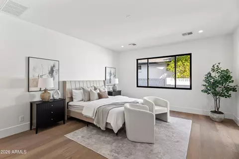Bedroom - 4015 E Glenrosa Ave, Phoenix, AZ 85018 photo 1 of 5