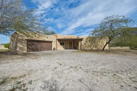 9121 W Quail Trl W, Queen Creek, AZ 85142