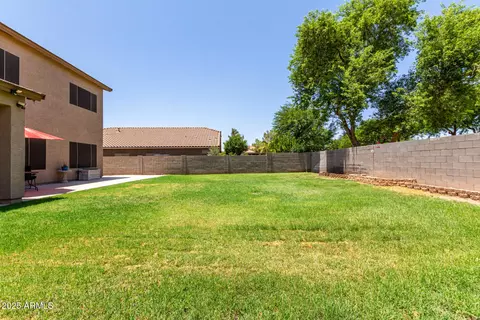 710 E Heather Dr, San Tan Valley, AZ 85140