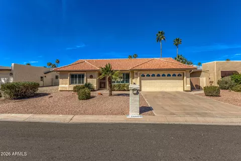 26606 S Howard Dr, Sun Lakes, AZ 85248