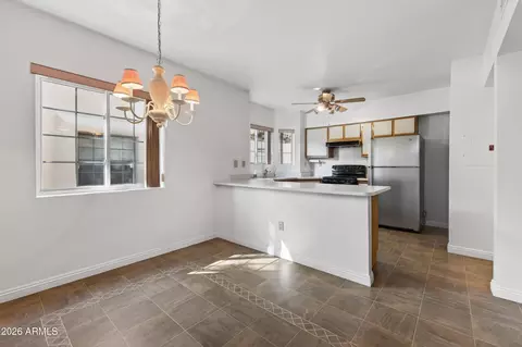 Dining - 1446 E Grovers Ave #4, Phoenix, AZ 85022 photo 2 of 3