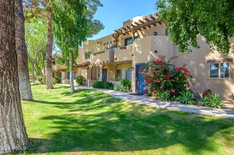 Exterior - 1446 E Grovers Ave #4, Phoenix, AZ 85022 photo 8 of 8
