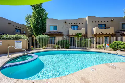 Exterior - 1446 E Grovers Ave #4, Phoenix, AZ 85022 photo 3 of 8