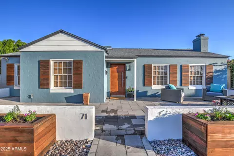 Exterior - 71 W Cypress St, Phoenix, AZ 85003 photo 1 of 8