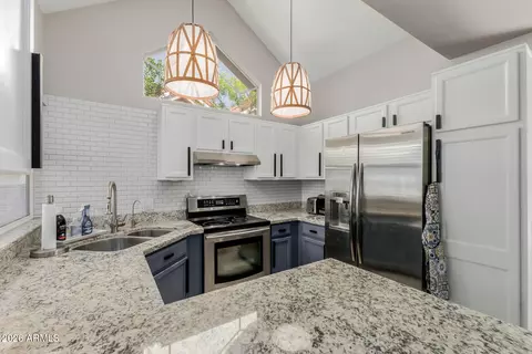 Kitchen - 1633 E Lakeside Dr #27, Gilbert, AZ 85234 photo 3 of 3
