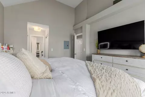 Bedroom - 1633 E Lakeside Dr #27, Gilbert, AZ 85234 photo 2 of 4