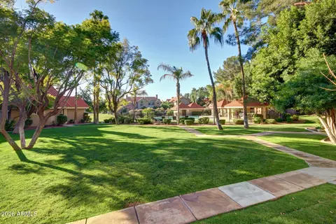Exterior - 1633 E Lakeside Dr #27, Gilbert, AZ 85234 photo 8 of 14