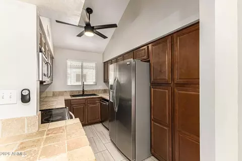 Kitchen - 1139 E Belmont Ave, Phoenix, AZ 85020 photo 2 of 3