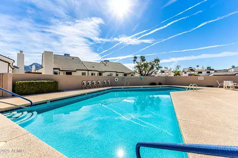 Exterior - 1139 E Belmont Ave, Phoenix, AZ 85020 photo 11 of 13